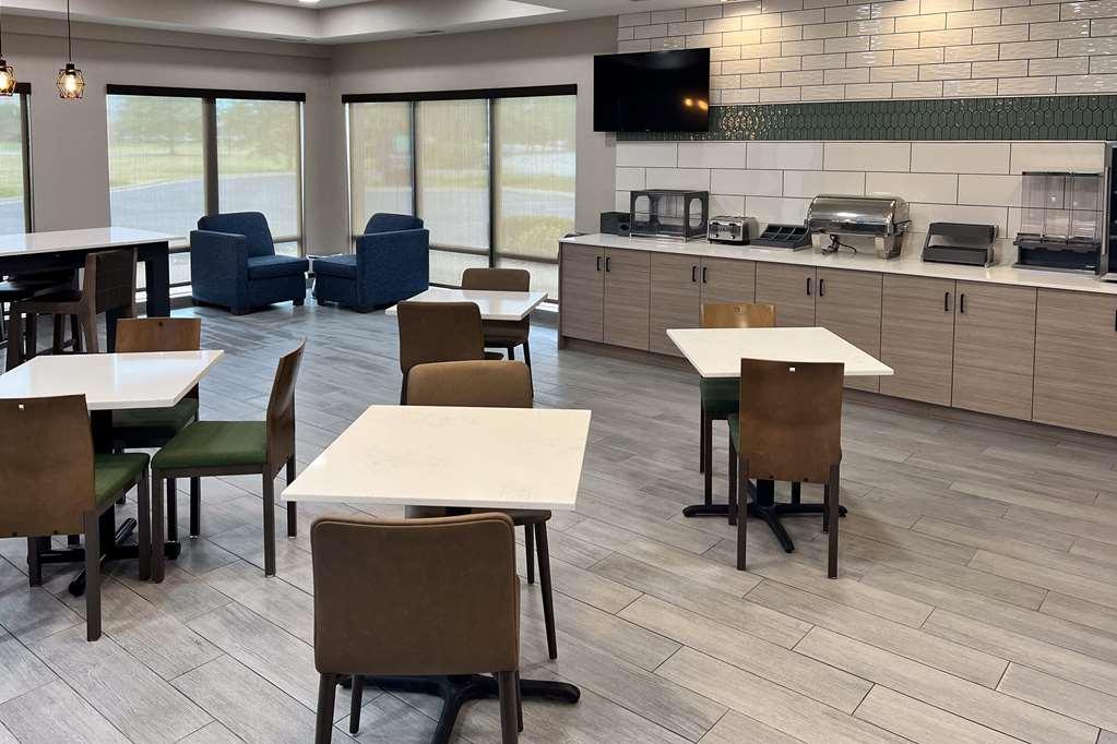 波旁内马格努森酒店 Bourbonnais 餐厅 照片